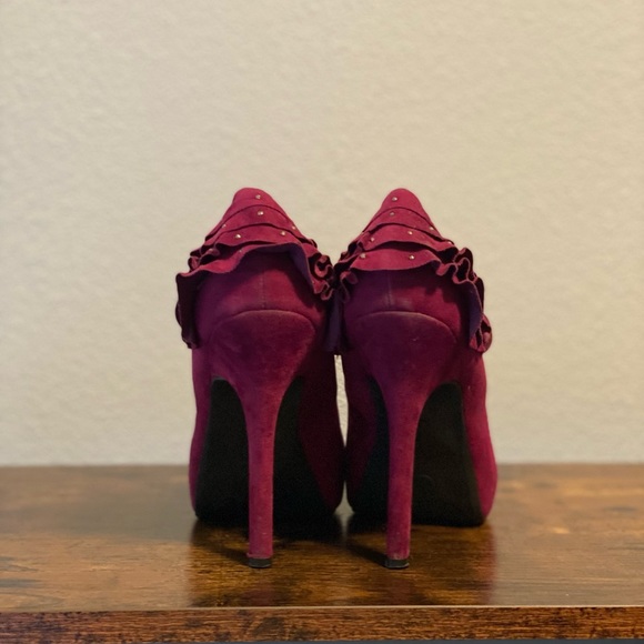 Pink Ruffle Heels Size 7.5 - Picture 8 of 10